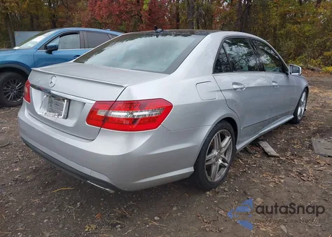 2011 Mercedes-Benz E 350 4Matic из США, поврежденный, VIN WDDHF8HB7BA393617